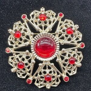 279- Sarah Coventry red cabochon brooch "Serenade" collection, released 1970.